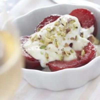 Plums in Yogurt and Honey 