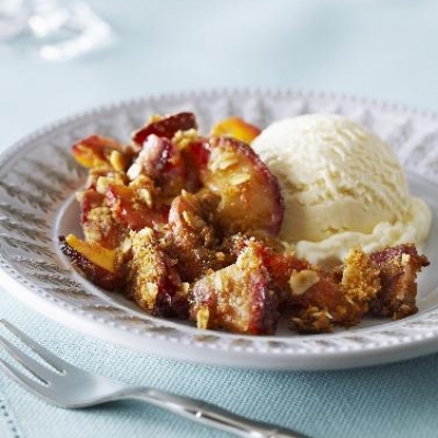 Debbie's Nectarine and Plum Crisp